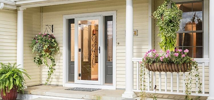 screen door installation in Soquel