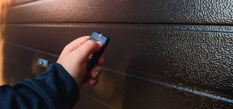 automatic door opener with remote control in Soquel