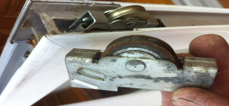 screen door roller repair in Soquel